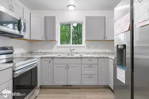 8030 E 32nd Ave, Anchorage, AK 99504 photo 7