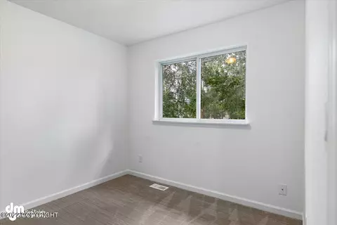 8030 E 32nd Ave, Anchorage, AK 99504 photo 17