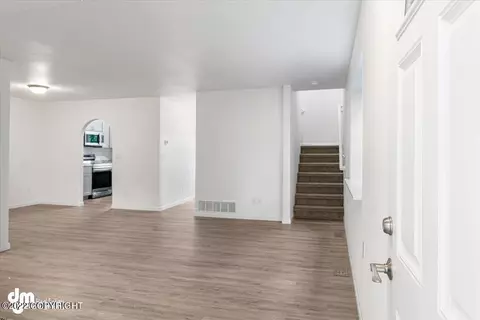 8030 E 32nd Ave, Anchorage, AK 99504 photo 4
