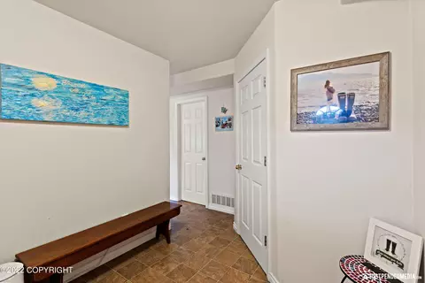2031 E 75th Ave, Anchorage, AK 99507 photo 10