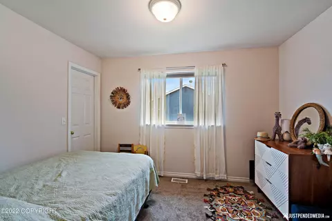 2031 E 75th Ave, Anchorage, AK 99507 photo 21