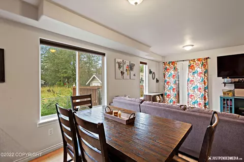 2031 E 75th Ave, Anchorage, AK 99507 photo 9