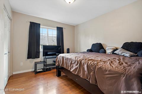 5229 E 26th Ave, Anchorage, AK 99508 photo 32