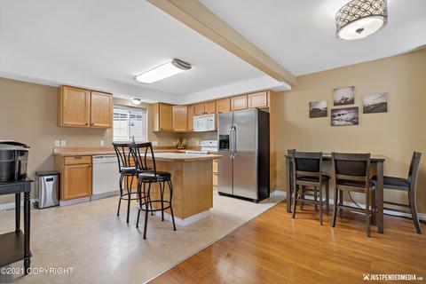 5229 E 26th Ave, Anchorage, AK 99508 photo 13