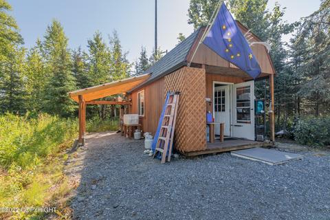 66038 Hile Ave, Ninilchik, AK 99639