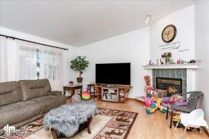 8070 Berry Patch Dr, Anchorage, AK 99502 photo 5