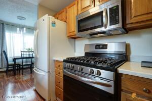 2002 W 47th Ave, Anchorage, AK 99517 photo 20