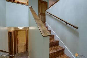 2002 W 47th Ave, Anchorage, AK 99517 photo 4