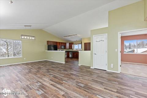 18661 Gibens Cir, Eagle River, AK 99577 photo 6