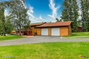 10645 Oshetna Cir, Eagle River, AK 99577 photo 4