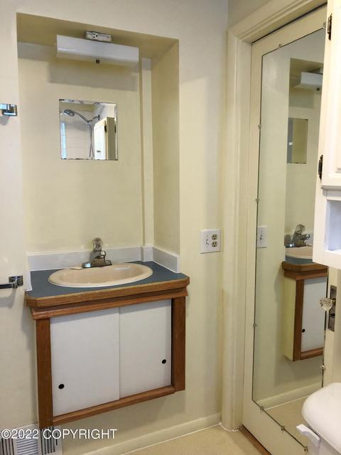 123 E 11th Ave, Anchorage, AK 99501 photo 16