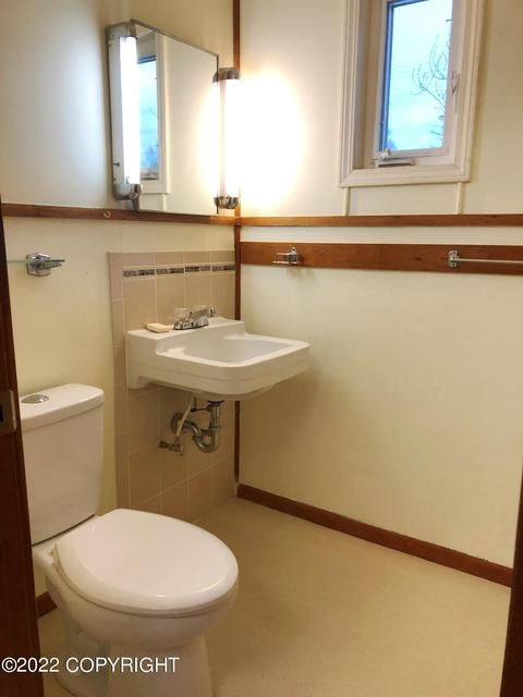 123 E 11th Ave, Anchorage, AK 99501 photo 24