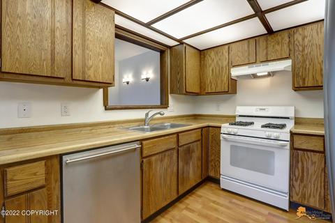 19309 Priblof Loop, Eagle River, AK 99577 photo 8