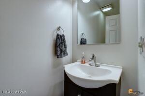6444 E 10th Ave, Anchorage, AK 99504 photo 19