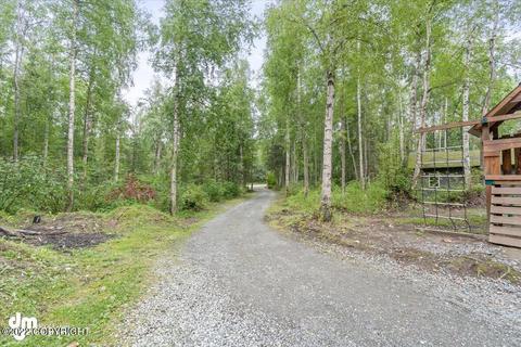21223 Jayhawk Dr, Chugiak, AK 99567 photo 49