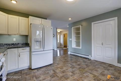 3027 E 68th Ave, Anchorage, AK 99507 photo 22