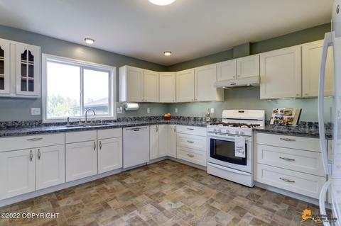 3027 E 68th Ave, Anchorage, AK 99507 photo 23
