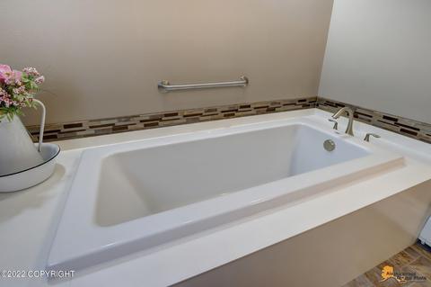 3027 E 68th Ave, Anchorage, AK 99507 photo 36