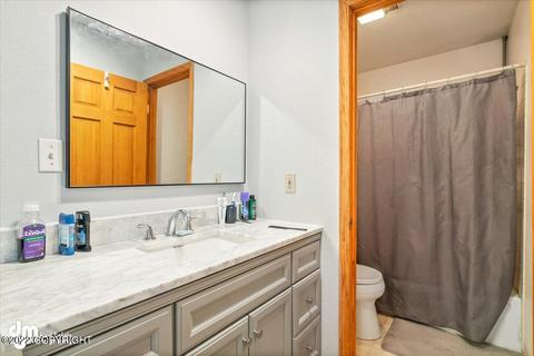8221 E 20th Ave, Anchorage, AK 99504 photo 23
