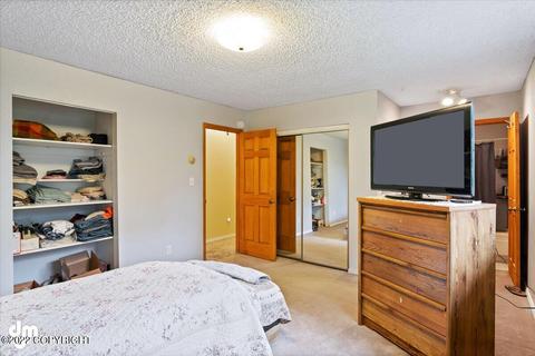 8221 E 20th Ave, Anchorage, AK 99504 photo 22