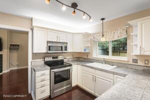 2526 Brookstone Loop, Anchorage, AK 99515 photo 9