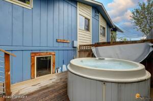 1042 E 10th Ave, Anchorage, AK 99501 photo 44