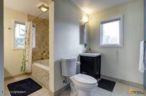 1042 E 10th Ave, Anchorage, AK 99501 photo 22