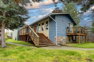 1042 E 10th Ave, Anchorage, AK 99501 photo 1