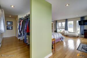 1042 E 10th Ave, Anchorage, AK 99501 photo 20
