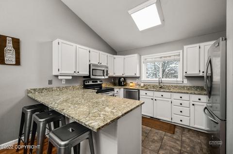9308 Hall Cir, Eagle River, AK 99577 photo 14