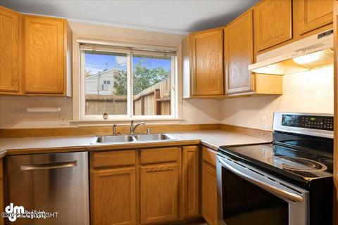 2640 Northrup Pl, Anchorage, AK 99508 photo 12