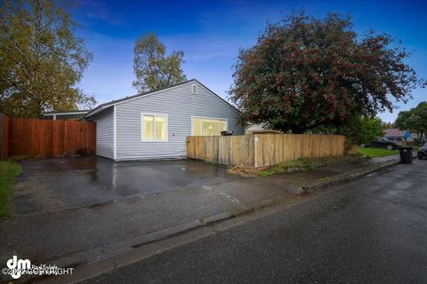 2640 Northrup Pl, Anchorage, AK 99508 photo 1