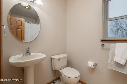 11240 Kaskanak Cir, Eagle River, AK 99577 photo 26