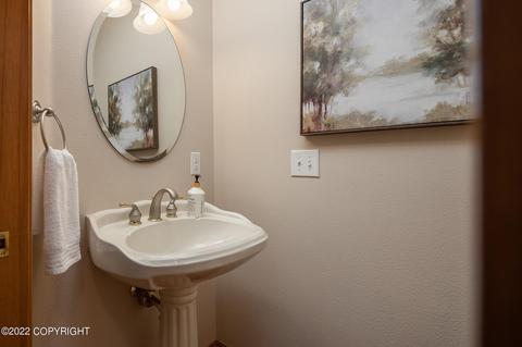 11240 Kaskanak Cir, Eagle River, AK 99577 photo 14