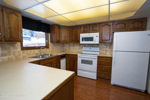 9509 Trinity Cir, Eagle River, AK 99577 photo 9
