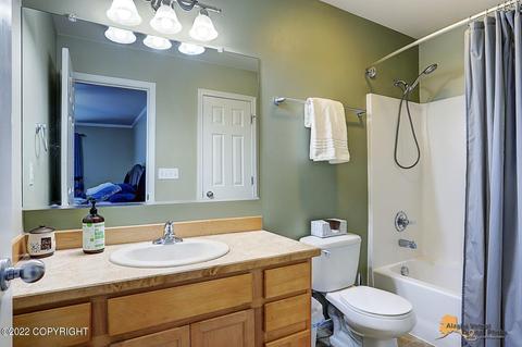 8976 Eagle River Ln, Eagle River, AK 99577 photo 16