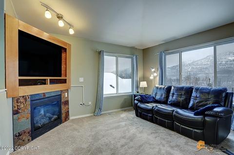 8976 Eagle River Ln, Eagle River, AK 99577 photo 5