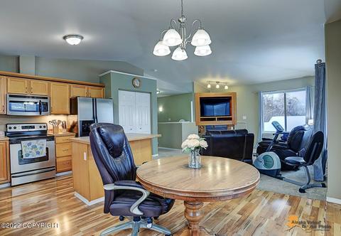 8976 Eagle River Ln, Eagle River, AK 99577 photo 9