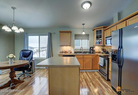 8976 Eagle River Ln, Eagle River, AK 99577 photo 12