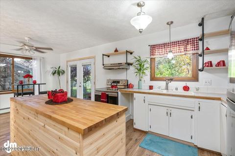 4001 E 67th Ave, Anchorage, AK 99507 photo 9