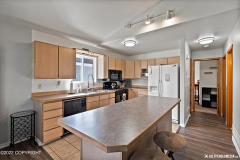 3701 Reflection Dr, Anchorage, AK 99504 photo 11
