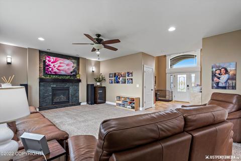 5268 E Barn Cir, Wasilla, AK 99654 photo 11
