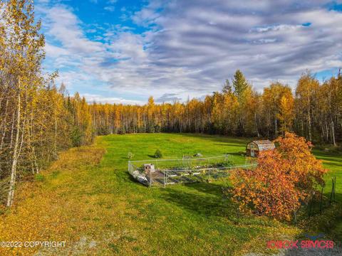 359 E Fairview Loop, Wasilla, AK 99654 photo 5