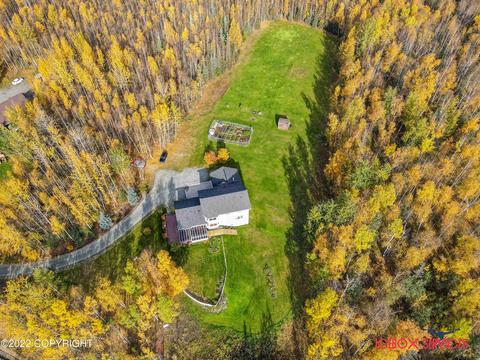 359 E Fairview Loop, Wasilla, AK 99654 photo 11