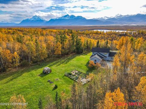 359 E Fairview Loop, Wasilla, AK 99654 photo 3