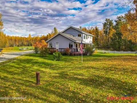 359 E Fairview Loop, Wasilla, AK 99654 photo 2
