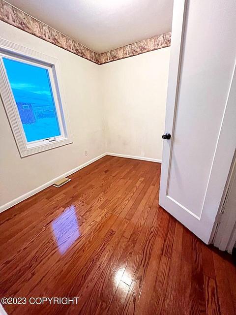 7005 E 10th Ave, Anchorage, AK 99504 photo 9