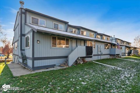 1441 E 17th Ave # 12, Anchorage, AK 99501 photo 2
