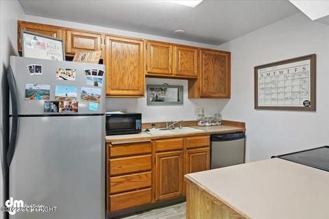 1441 E 17th Ave # 12, Anchorage, AK 99501 photo 8