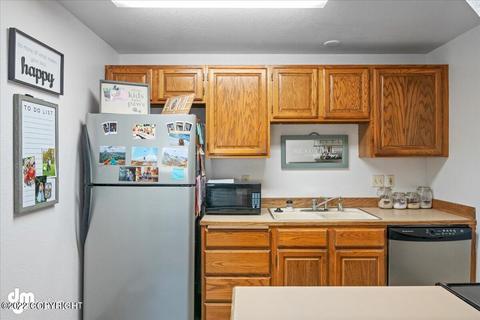 1441 E 17th Ave # 12, Anchorage, AK 99501 photo 9